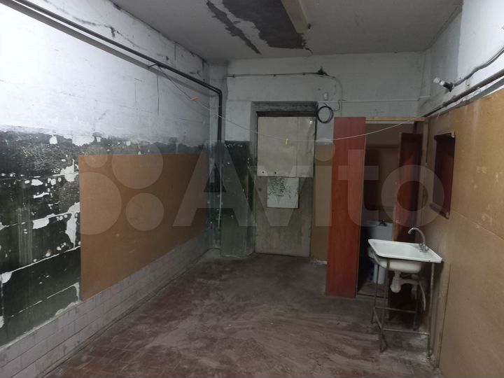 Торговая площадь, 99 м²