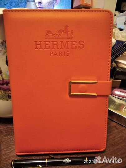 Ежедневник hermes с ручкой. Оригинал