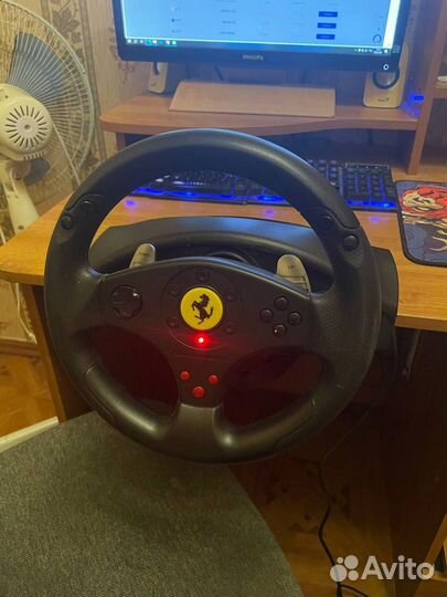 Игровой руль thrustmaster ferrari GT