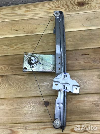 Стеклоподъемник передний Лада Ларгус универсал K7M