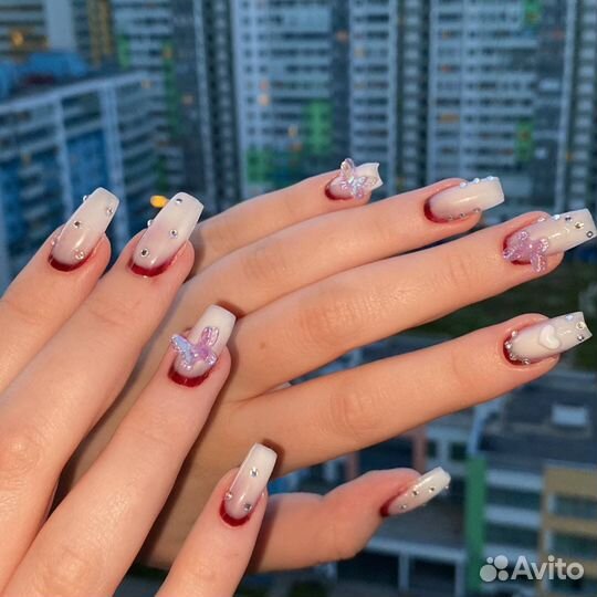 Мастер маникюра