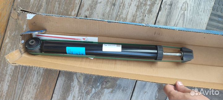 Задняя стойка Skoda Fabia