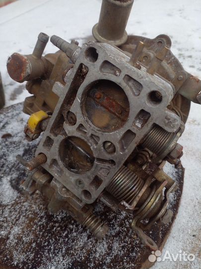 Карбюратор к151
