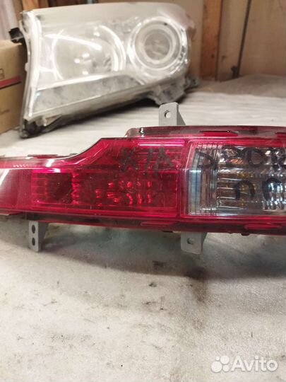 Фонарь правый в бампер Kia Sportage 3
