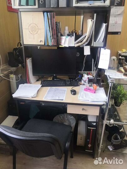 Компьютерный стол