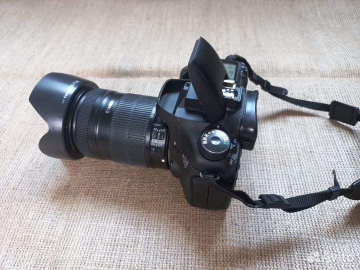 Объектив Canon EF-S 18-135 mm