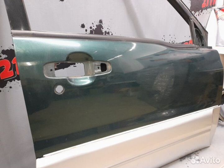 Дверь передняя правая Suzuki Grand Vitara TD62V