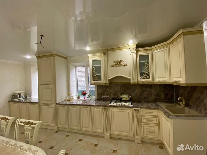 Кухонные гарнитуры