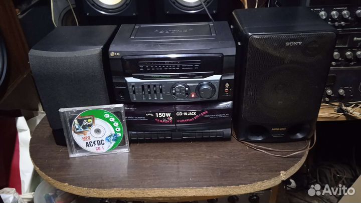 Кассетная магнитола LG