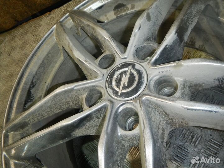 Диск колесный литой R16 5*110 j6,5 ET37 DIA65,1 (Р