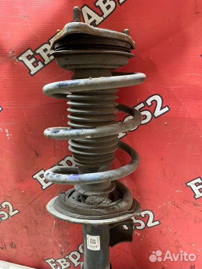 Стойка подвески передняя правая Kia Ceed Jd 2