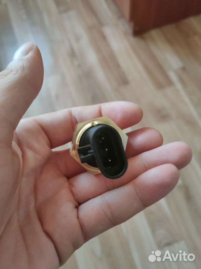 Датчик уровня охлаждающей жидкости для Cummins