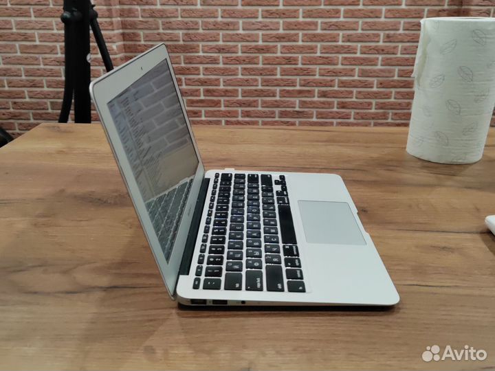 Apple MacBook Air 11 2011 а1370