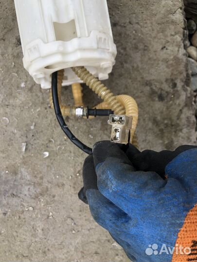 Бензонасос Audi a8 d2 4.2