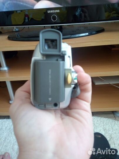 Видеокамера canon