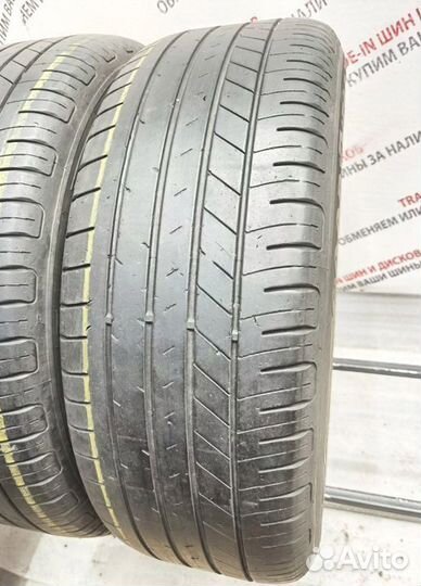 Goodyear EfficientGrip 215/60 R16
