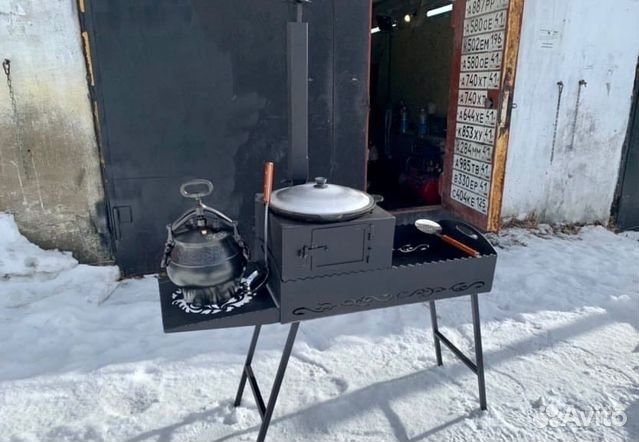 Мангал со съемным подказанником и дымоходом