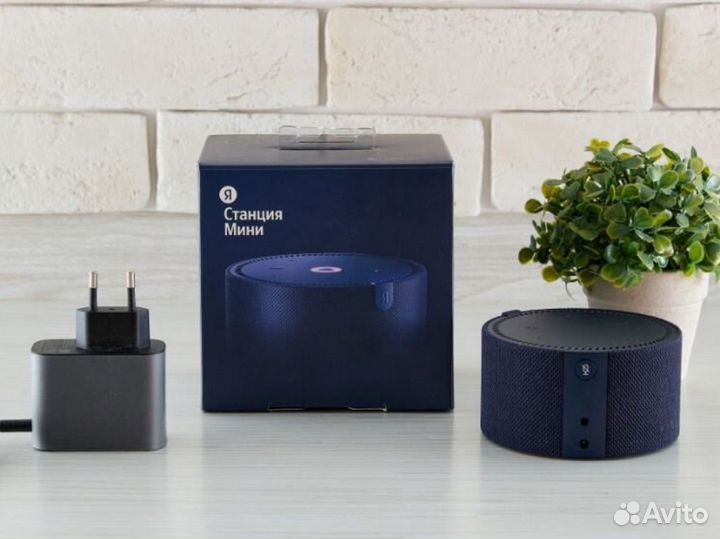 Яндекс станция мини с часами