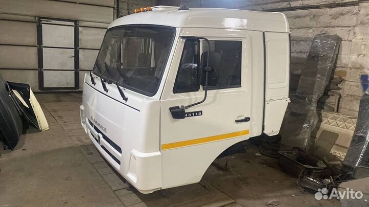 Кабина камаз 43118, 43114 евро-2 с блоком абс 6