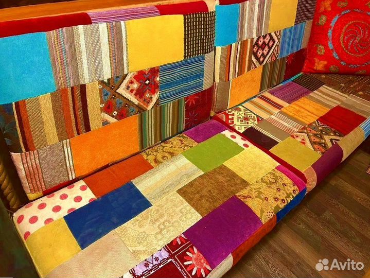 Диван двухместный в восточном стиле