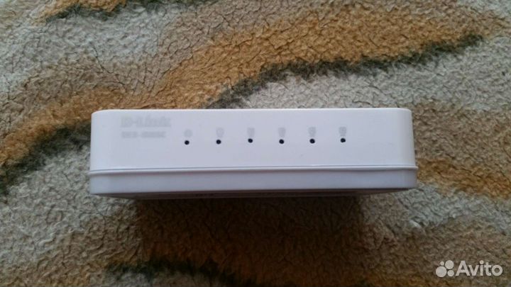 Коммутатор D-Link DES-1005C