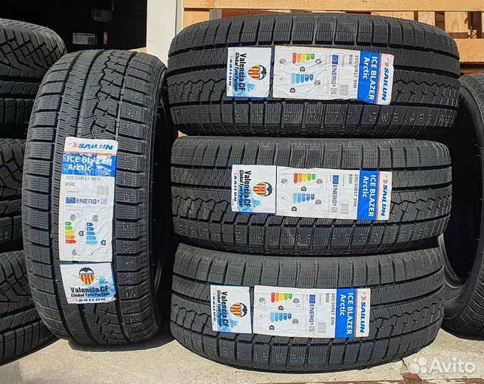 Sailun Ice Blazer Arctic 205/50 R17
