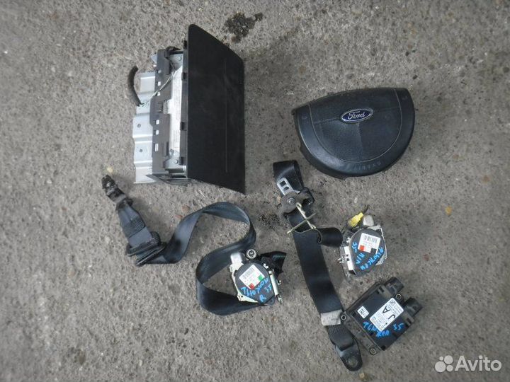 Подушка безопасности Ford Fusion fyjb 2005