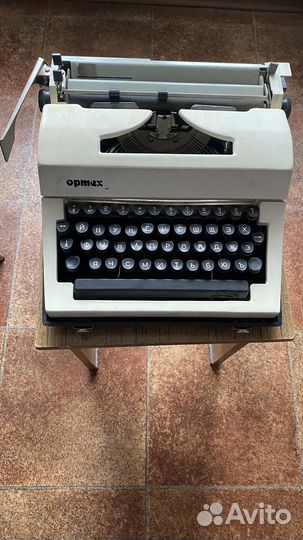 Пишущая машинка Ортех