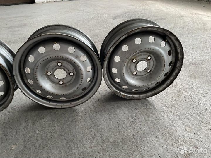 R14 100X4 штампованные KIA