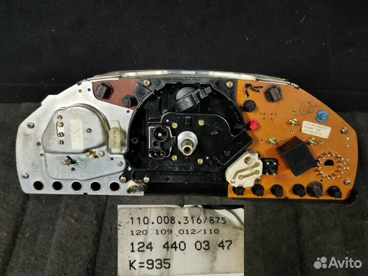 Панель приборов Mercedes W124 Е220 и E200. МКПП