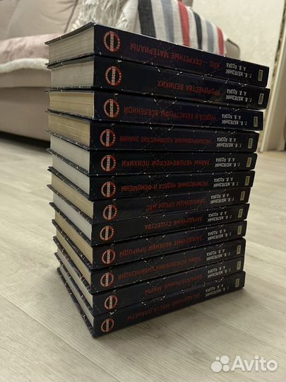 Серия научно-познавательных книг из 12 томов