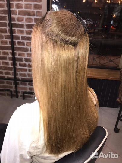 Модель на голливудское наращивание волос