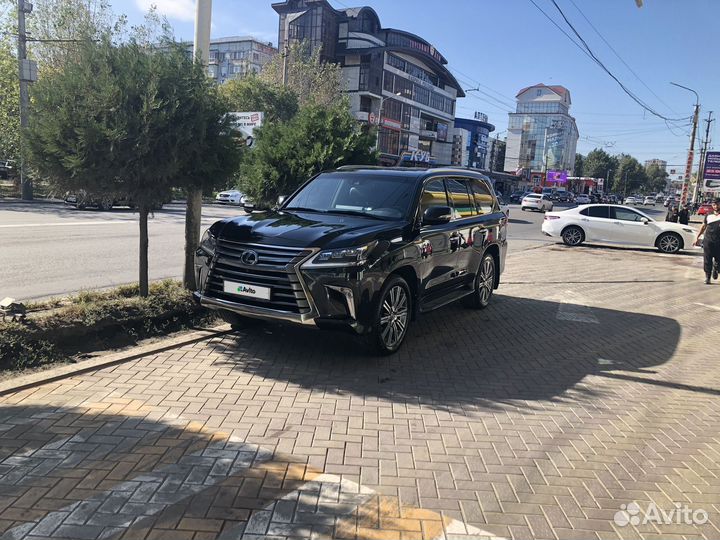 Lexus LX 5.7 AT, 2016, 121 000 км