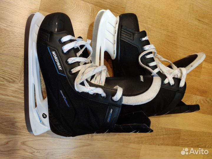 Коньки хоккейные 41р