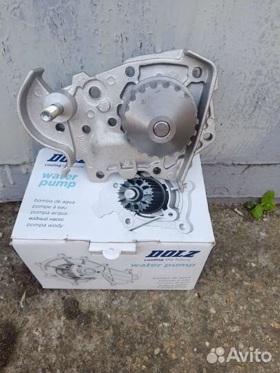 Насос водяной