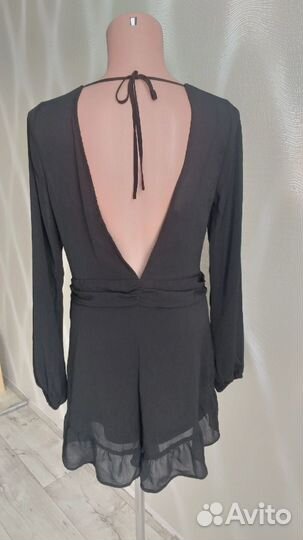 Комбинезон с открытой спинкой