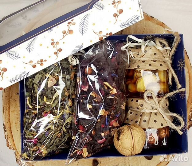 Подарки для учителей / орехи с мёдом