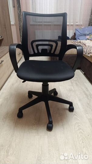 Компьютерное кресло