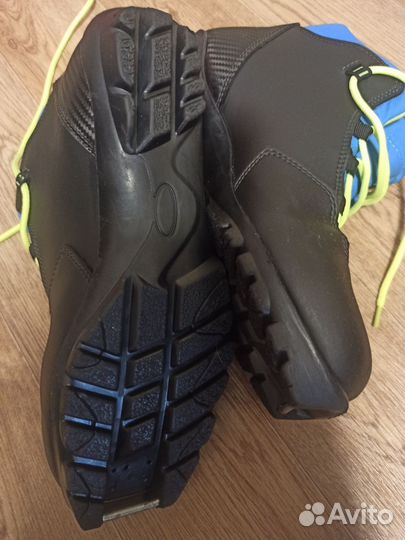 Лыжные ботинки 42 размер