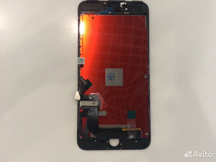 Дисплей на iPhone 7 plus черный