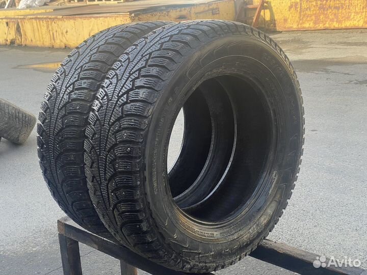 Nokian Tyres Hakkapeliitta 5 235/60 R16
