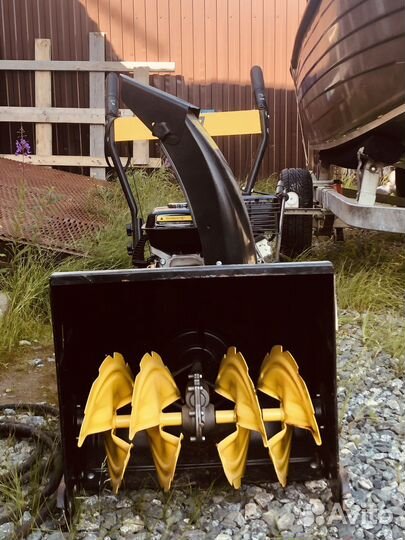 Снегоуборщик бу