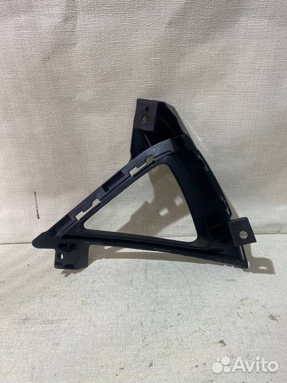 Рамка противотуманной фары левая Kia Rio 4 2020