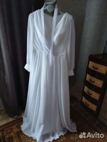 Свадебное платье 46 48 новое