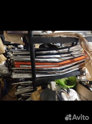 Новый оригинальный молдинг капота газ 21 Волга