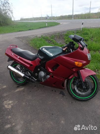 Kawasaki ZZR 400-1