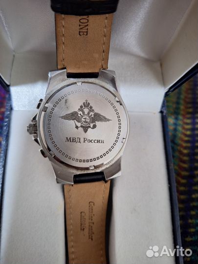 Мужские наручные часы электронные