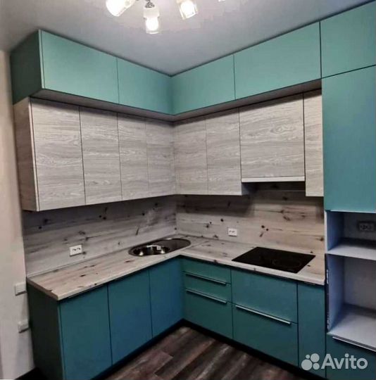 Кухонный гарнитур угловой