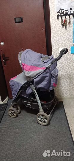 Прогулочная коляска