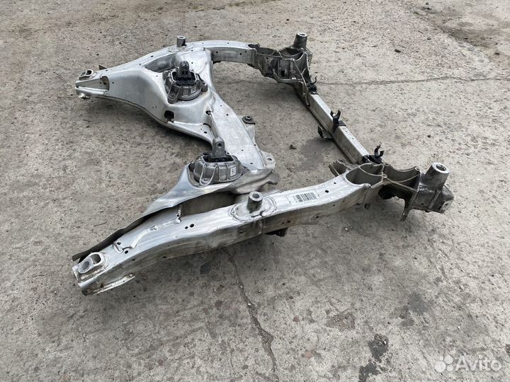 Подрамник передний BMW F10 F07 F01 F06 F12 F02